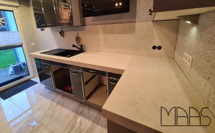 Wipperfürth Lunar Dekton Arbeitsplatten und Rückwände