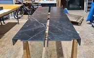 Lieferung der Dark Marquina SapienStone Thekenabdeckung in Aachen