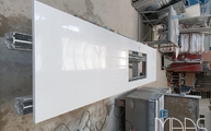 Produktion - Ausschnitt in der White Storm Silestone Arbeitsplatte