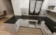 Montage der Steel Grey Granit Arbeitsplatten in Alfter