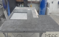 Produktion - Iron Grey Neolith Arbeitsplatte mit Ausschnitt