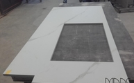 Produktion - Calacatta Oro Venato Laminam Arbeitsplatte mit Ausschnitt