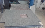 Produktion - Steel Grey Granit Podestplatte mit Ausschnitt