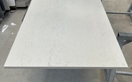 Produktion - Ausschnitt in der Dekton Arbeitsplatte Danae