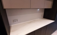 Küchenzeile mit Rem Dekton Arbeitsplatte