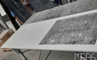 Produktion - Ausschnitt in der Desert Silver Silestone Arbeitsplatte