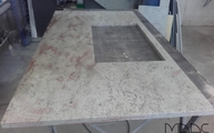 Produktion - Ivory Brown Granit Arbeitsplatte mit Ausschnitt