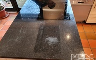 Kücheninsel mit Star Galaxy Granit Arbeitsplatte