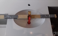 Silestone Waschtischplatte mit einem Unterbauausschnitt und einer Armaturbohrung