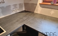 Bromo Dekton Arbeitsplatten um die Ecke