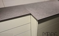 Küchenzeile mit Eter Dekton Arbeitsplatten