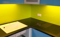 IKEA Küche mit Nero Assoluto Zimbabwe Granit Arbeitsplatten