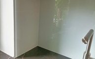 Spritzschutz hinter der Kelya Dekton Arbeitsplatte