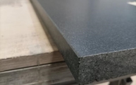 Produktion - 3 cm dicke Nero Assoluto India Granitpatte