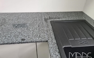 Negro Tulipa Granit Arbeitsplatte in 2 cm