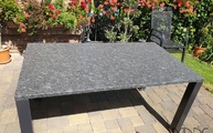 Granit Tischplatte Steel Grey für den Gartentisch in Bornheim