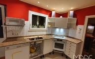 Küche in Bremen mit Ivory Brown Granit Arbeitsplatten