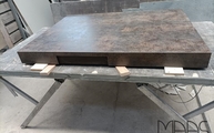 Produktion - Iron Corten Neolith Arbeitsplatte mit Gehrungsschürzen