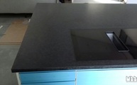 IKEA Küche mit Granit Alexander Black Arbeitsplatten