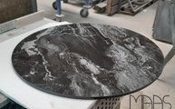 Produktion - Runde Orobico Dark Porcelanosa Tischplatte
