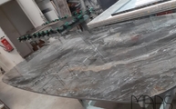 Produktion - Fast ovale Orobico Dark Porcelanosa Tischplatte
