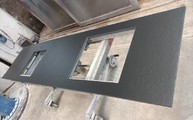 Produktion - Sirius Dekton Arbeitsplatte mit Ausschnitten