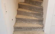 Unterbaukonstruktion für die Granit Treppen