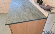 Montage der Tannoti Velvet Green Marmor Abdeckplatte in Erftstadt