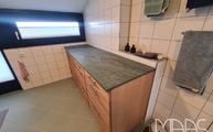 Badezimmer mit Tannoti Velvet Green Marmor Abdeckplatte