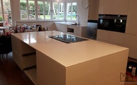 Montage der Blanco Zeus Extreme Silestone Arbeitsplatten