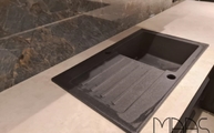 Spüle in der Chianca di Ostuni Infinity Arbeitsplatte
