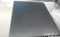Produktion - Satinierte Devil Black Granit Arbeitsplatte