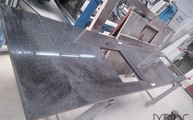 Produktion - Impala India Granit Arbeitsplatten mit Ausschnitten