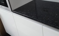 Polierte Labrador Scuro Speziale Granit Arbeitsplatte in 3,0 cm Stärke