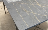 Produktion - Ausschnitt in der Laurent Dekton Arbeitsplatte