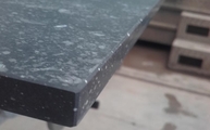 Produktion - Pierre Blue Infinity Arbeitsplatte in 1,2 cm Stärke