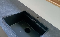 Pierre Blue Infinity Arbeitsplatte mit Unterbauspüle