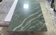 Produktion - Vivid Green Naturstein Seitenwange