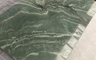 Produktion - Polierte Vivid Green Naturstein Arbeitsplatte