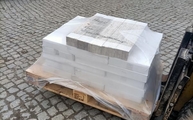 Lieferung der Granit Fliesen und Sockelleisten Cielo White in Niedere Börde bei Haldensleben 