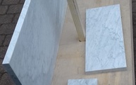 Marmor Zuschnitte aus dem Material Bianco Carrara C