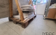 Marmor Tischplatten Bianco Gioia Venatino und Marinace Nero in Hamburg geliefert