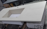 Danae Dekton Waschtisch in Hamburg geliefert