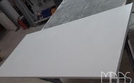 Produktion - Suede Oberfläche der Desert Silver Silestone Arbeitsplatte