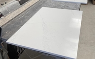 Produktion - Ethereal Glow Silestone Arbeitsplatten