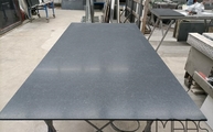 Produktion - Nero Assoluto Zimbabwe Granit Arbeitsplatte in 1,2 cm