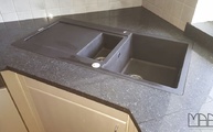 Flächenbündig eingebaute Spüle - Arden Blue Silestone Arbeitsplatten 