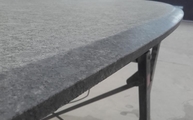 Produktion - Steel Grey Granit Tischplatte mit Schweizer Kante