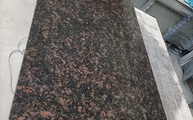 Produktion - 2 cm dicke Tan Brown Granit Arbeitsplatte