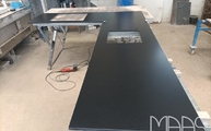 Produktion -  Negro Tebas Silestone Arbeitsplatte in Suede Ausführung